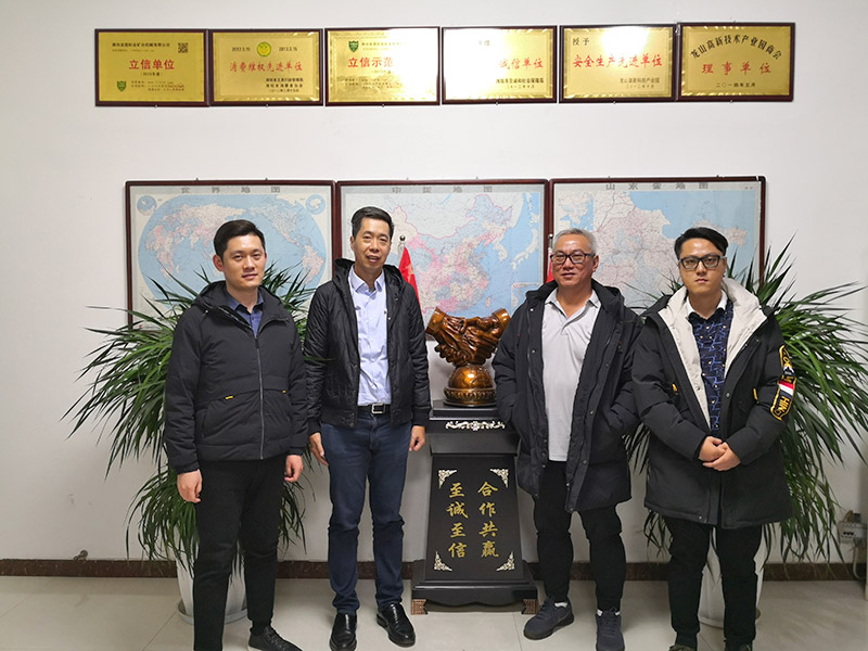 01馬來西亞石總簽訂14寸抽沙船